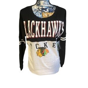 NWT! NHL Chicago Blackhawks Hockey Varsity Shirt